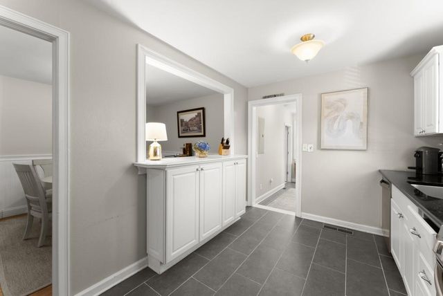 995 Dell SE Avenue, Smyrna, GA 30080