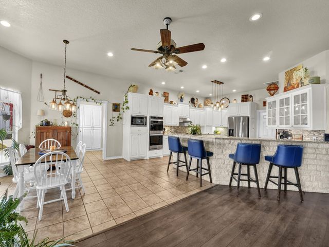 737 County Road 4699, Boyd, TX 76023