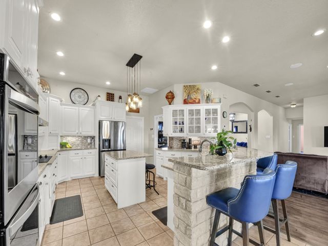 737 County Road 4699, Boyd, TX 76023