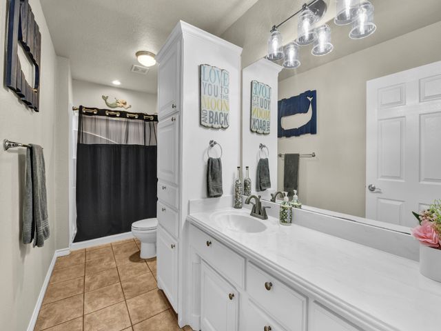 737 County Road 4699, Boyd, TX 76023