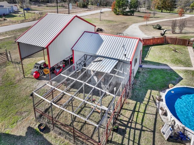737 County Road 4699, Boyd, TX 76023