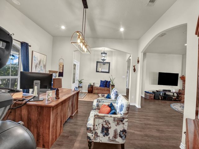 737 County Road 4699, Boyd, TX 76023