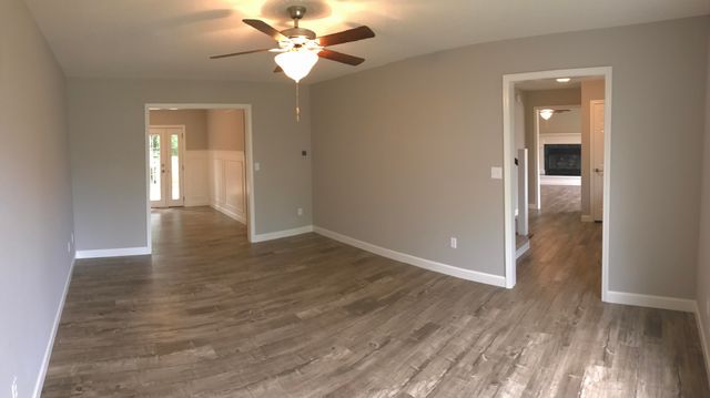 4518 E BRIDGEWOOD DR, Columbia, MO 65203
