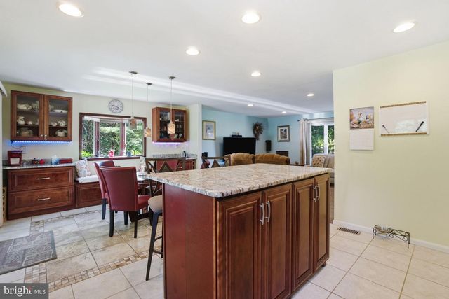 6407 TAPER CT, Sykesville, MD 21784