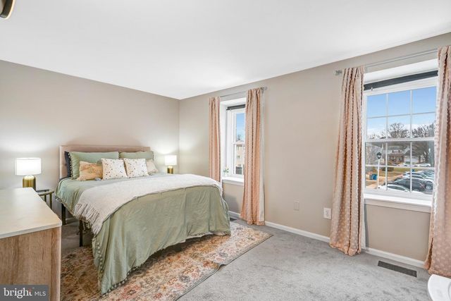 14403 BLACK HORSE CT, Centreville, VA 20120