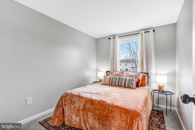 14403 BLACK HORSE CT, Centreville, VA 20120