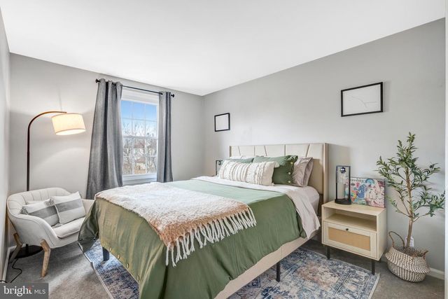 14403 BLACK HORSE CT, Centreville, VA 20120