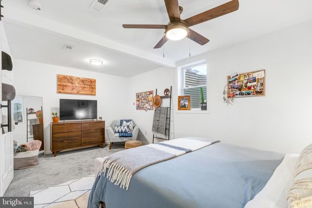 14403 BLACK HORSE CT, Centreville, VA 20120