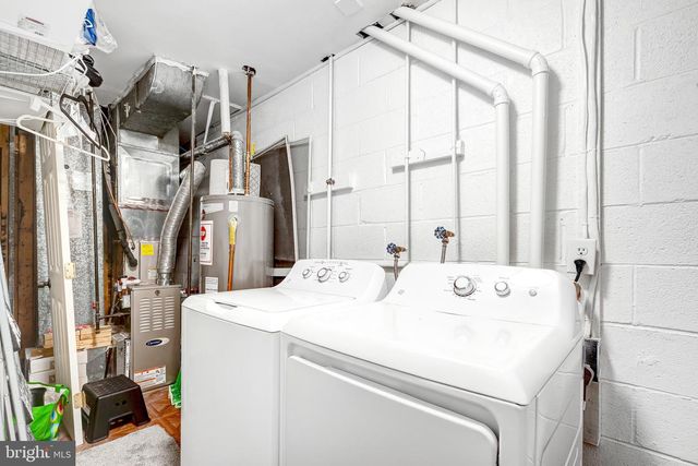 14403 BLACK HORSE CT, Centreville, VA 20120