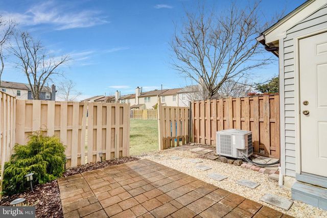 14403 BLACK HORSE CT, Centreville, VA 20120