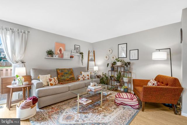 14403 BLACK HORSE CT, Centreville, VA 20120