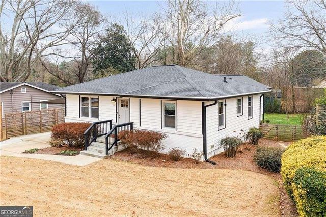 982 Oakdale Drive SE, Smyrna, GA 30080