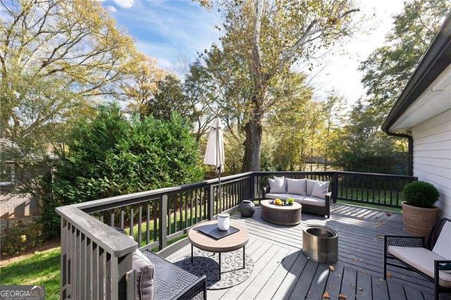 982 Oakdale Drive SE, Smyrna, GA 30080