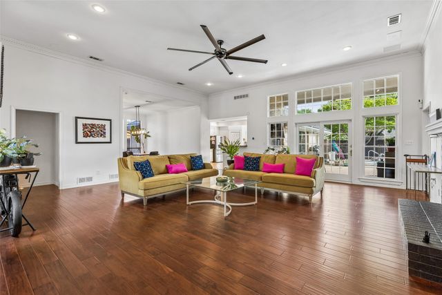 7032 Bremerton Drive, Dallas, TX 75252