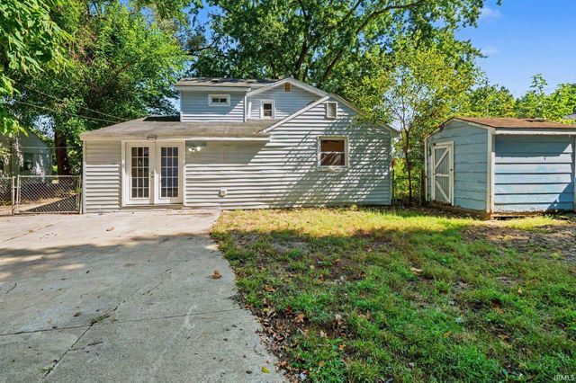 2433 Hollywood Place, South Bend, IN 46616