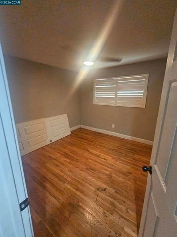 701 Dundee Way, Stockton, CA 95210