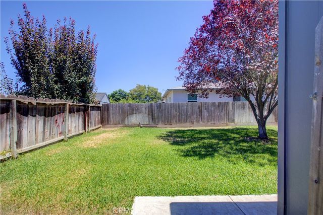 1161 W 2nd, Merced, CA 95341