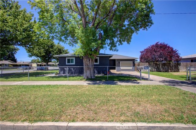 1161 W 2nd, Merced, CA 95341