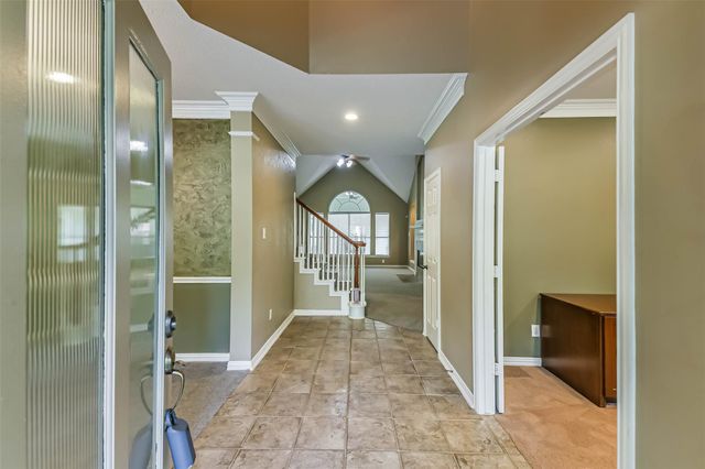 15 Filigree Pines Place, The Woodlands, TX 77382