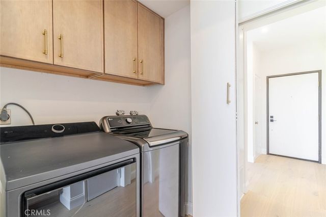 1305 N Columbus 208, Glendale, CA 91202