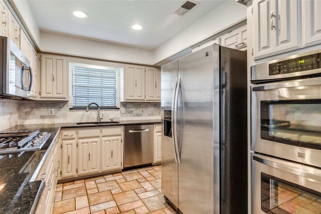 6604 Gretchen Lane, Dallas, TX 75252