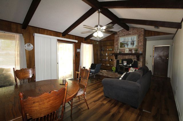 603 Pine Cone Drive, Haughton, LA 71037