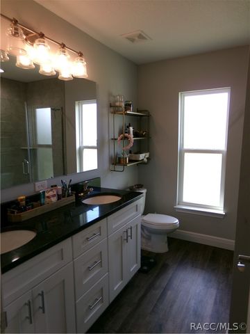 2454 W Riley Drive, Citrus Springs, FL 34434