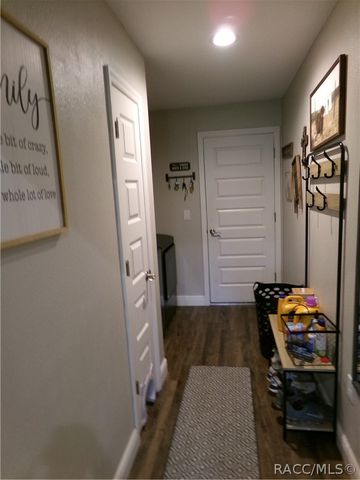 2454 W Riley Drive, Citrus Springs, FL 34434