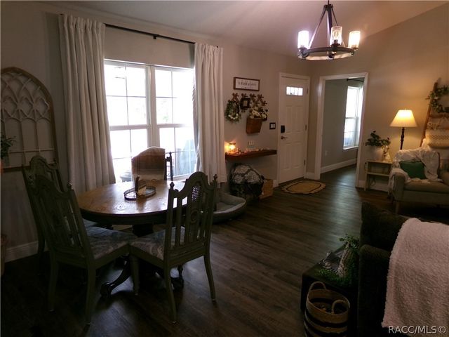 2454 W Riley Drive, Citrus Springs, FL 34434