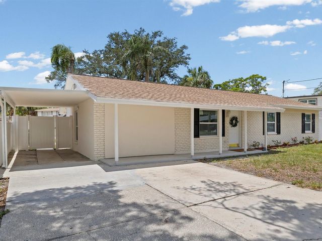 4928 SHETLAND AVENUE, Tampa, FL 33615