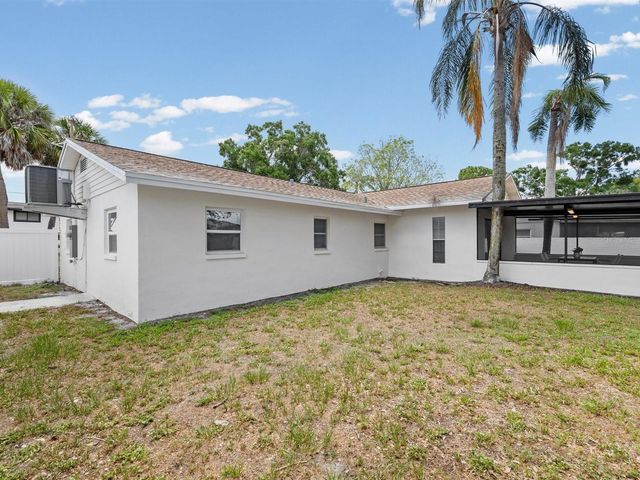 4928 SHETLAND AVENUE, Tampa, FL 33615