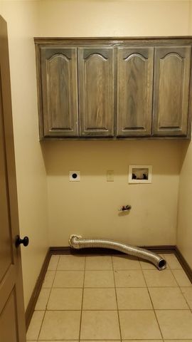 1621 Colonial Drive, Royse City, TX 75189