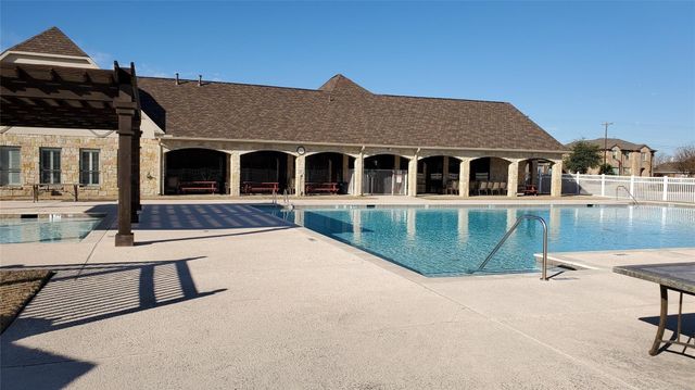 1621 Colonial Drive, Royse City, TX 75189