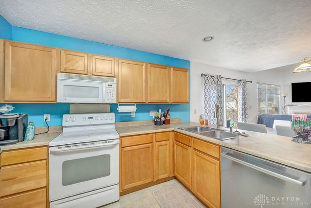 501 Meadowview Place, Trenton, OH 45067