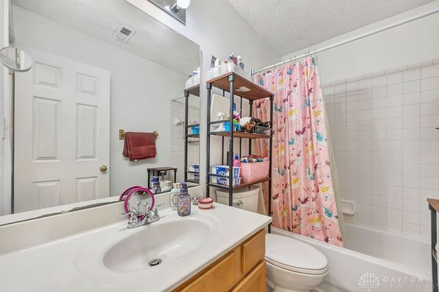 501 Meadowview Place, Trenton, OH 45067