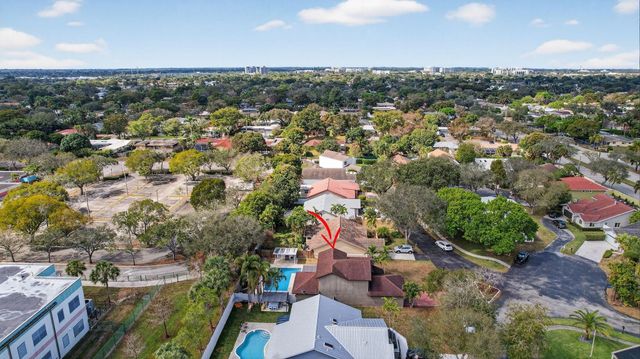 6500 SW 13th Street, Plantation, FL 33317