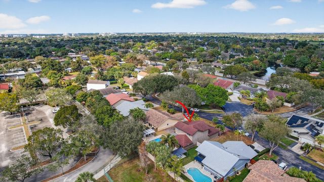 6500 SW 13th Street, Plantation, FL 33317