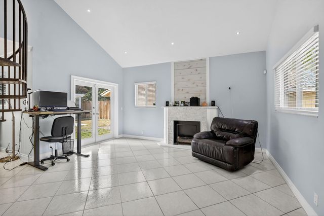 6500 SW 13th Street, Plantation, FL 33317