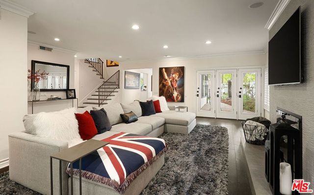 2626 Basil Lane, Los Angeles, CA 90077
