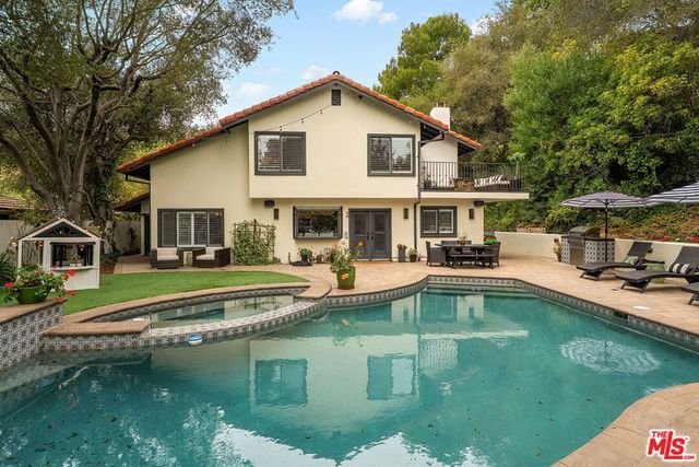 2626 Basil Lane, Los Angeles, CA 90077