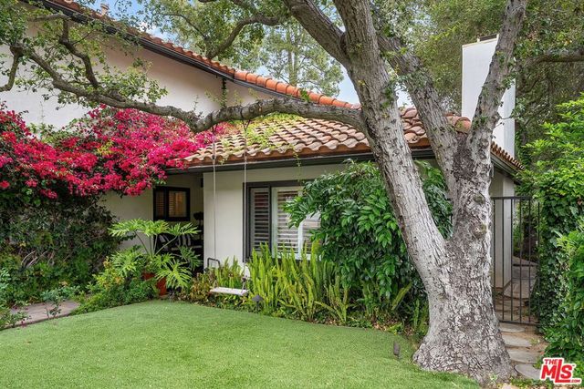 2626 Basil Lane, Los Angeles, CA 90077