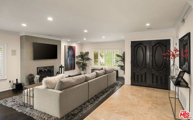 2626 Basil Lane, Los Angeles, CA 90077