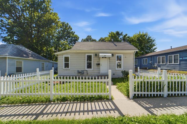 505 S 6th Street, Marshalltown, IA 50158