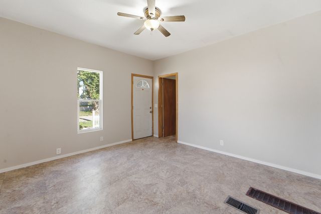 505 S 6th Street, Marshalltown, IA 50158