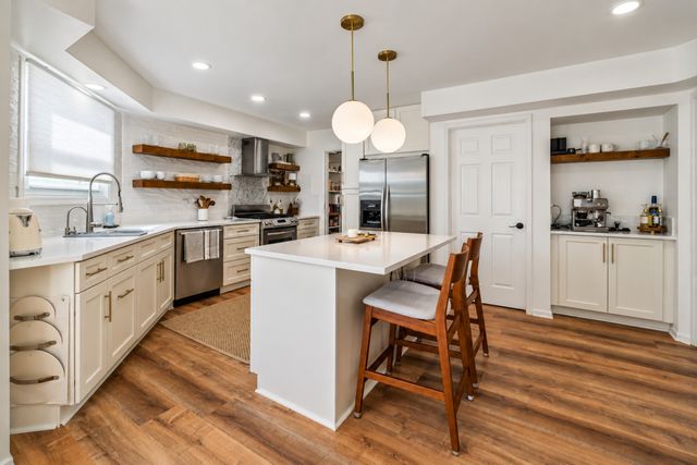 1251 Saddle Ridge Trail, Cary, IL 60013