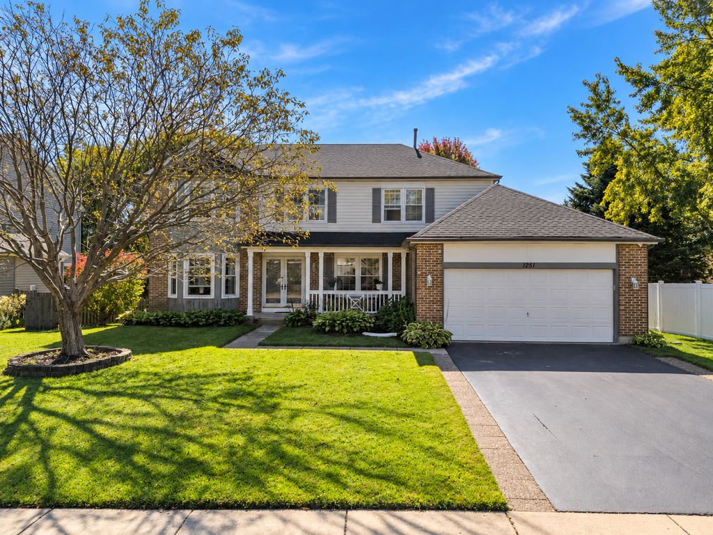 1251 Saddle Ridge Trail, Cary, IL 60013