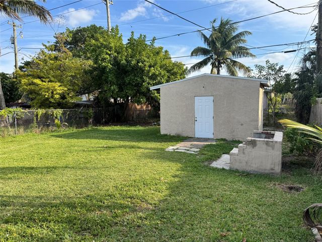 232 NW 9th Street, Pompano Beach, FL 33060