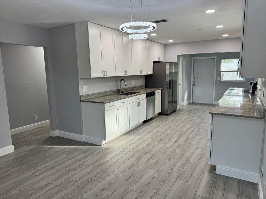 232 NW 9th Street, Pompano Beach, FL 33060