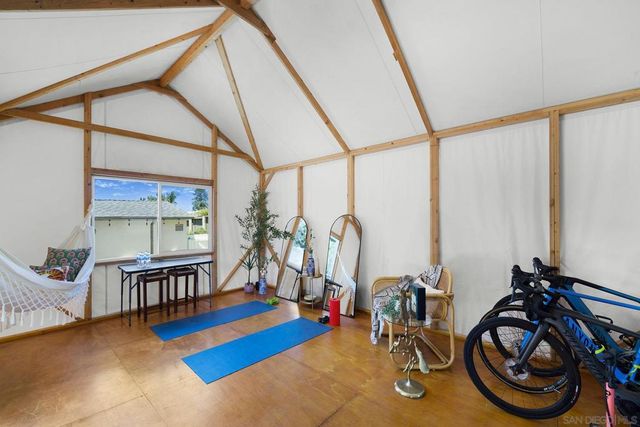 308 10 Glenmont Dr, Solana Beach, CA 92075