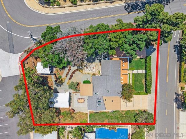 308 10 Glenmont Dr, Solana Beach, CA 92075